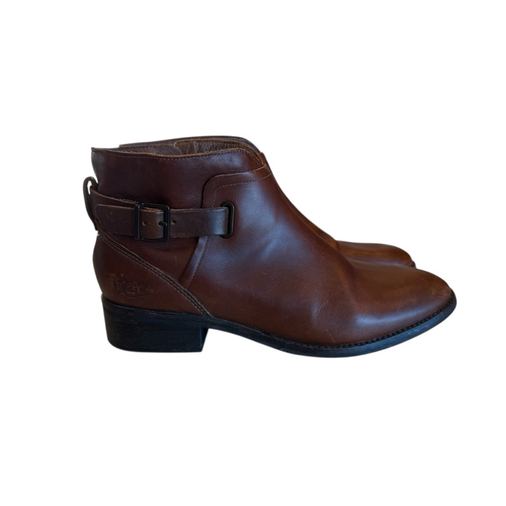 UGG Women's Barnett Brown Ankle Boots